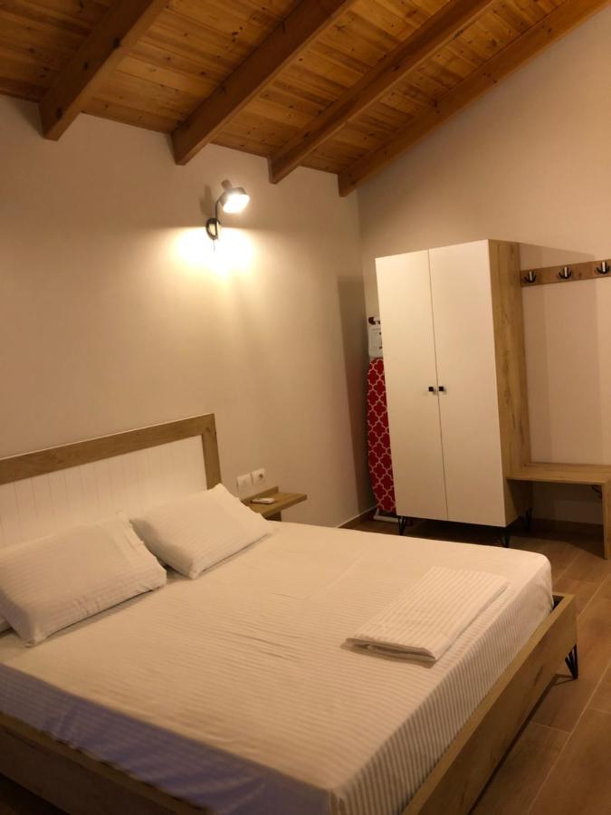 Amazing Familiar Apartments And Rooms Sarandë Esterno foto
