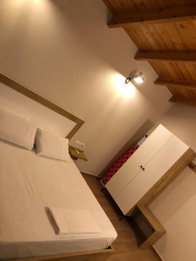 Amazing Familiar Apartments And Rooms Sarandë Esterno foto