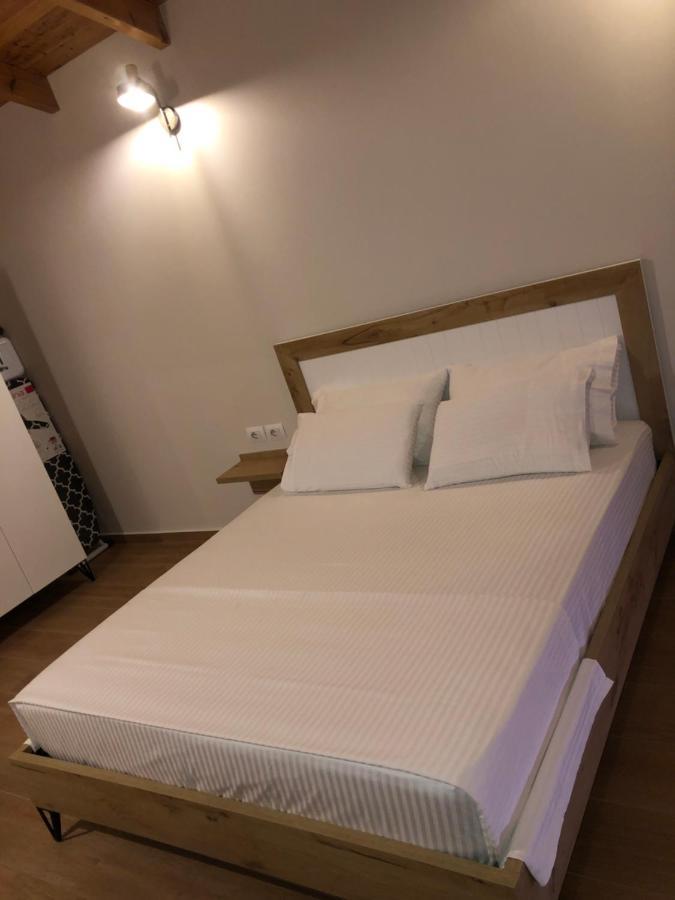 Amazing Familiar Apartments And Rooms Sarandë Esterno foto
