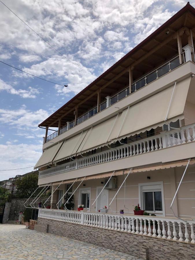 Amazing Familiar Apartments And Rooms Sarandë Esterno foto